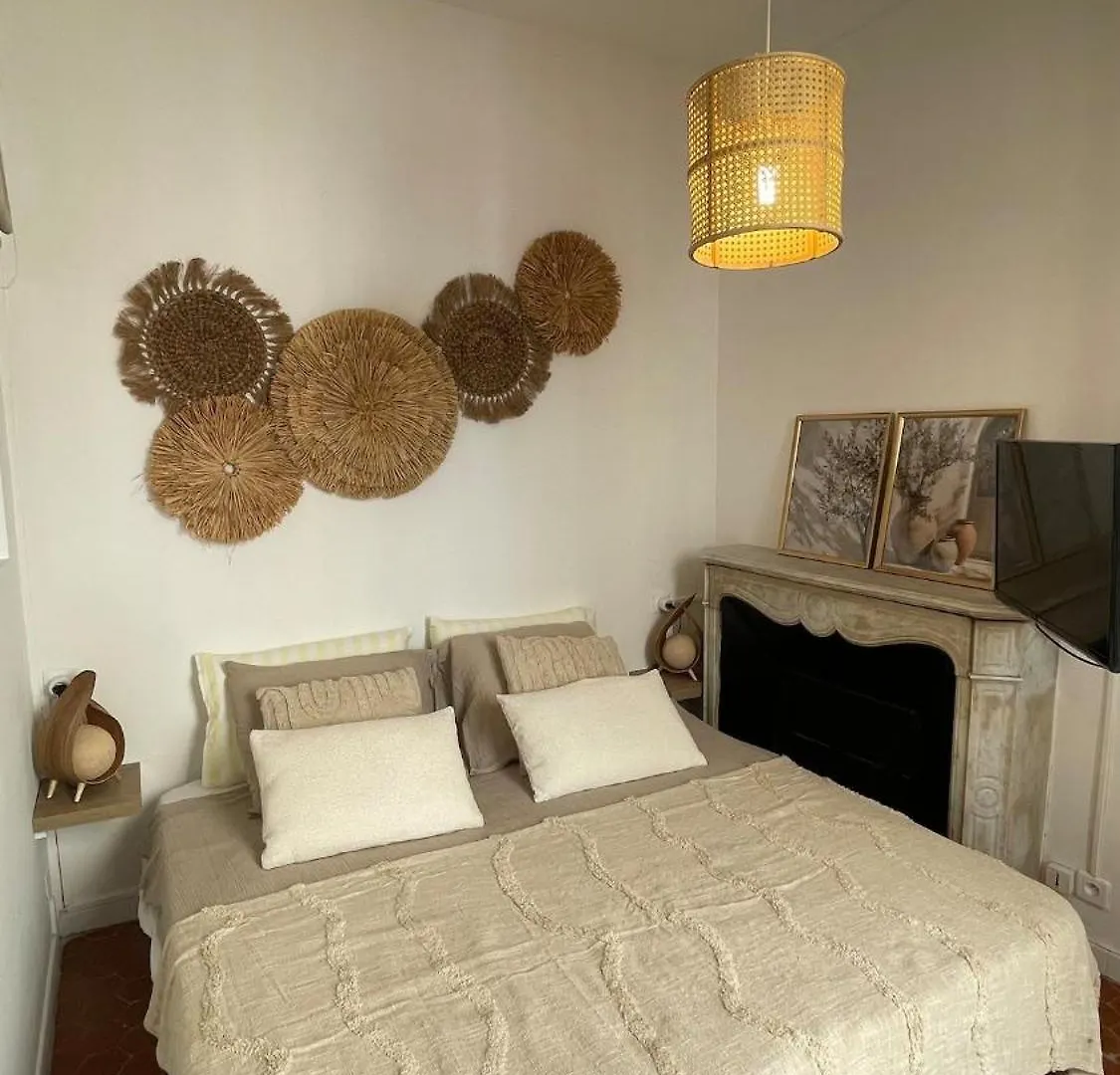 Ferienwohnung Charme Et Calme Au Coeur D Aix En Provence Aix-en-Provence
